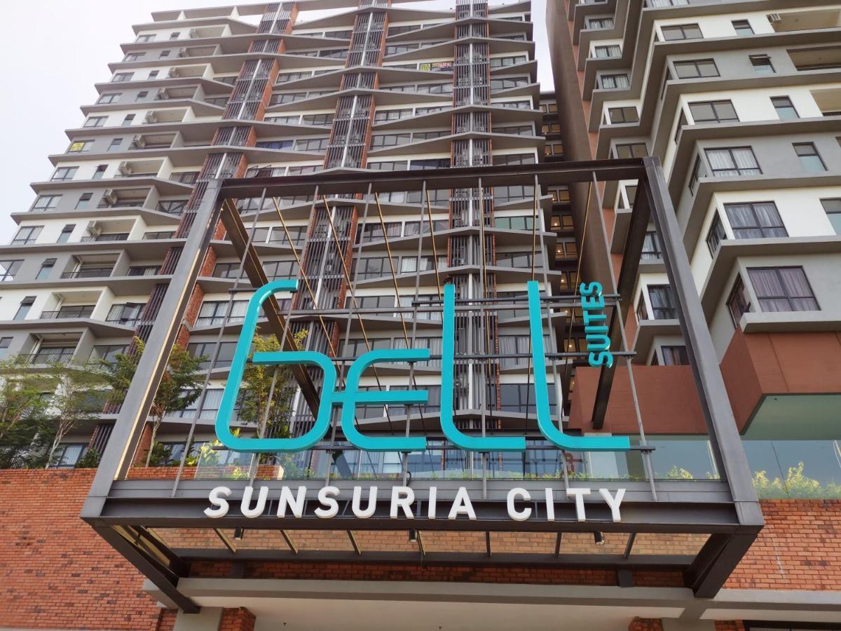 Bell Suite - The Premium Suite @ Сепанг Екстериор снимка