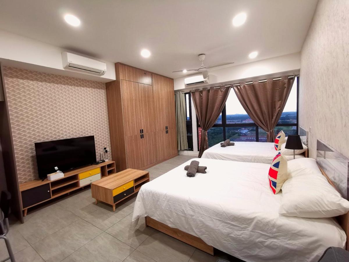 Bell Suite - The Premium Suite @ Сепанг Екстериор снимка