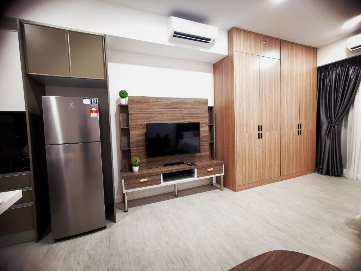 Bell Suite - The Premium Suite @ Сепанг Екстериор снимка