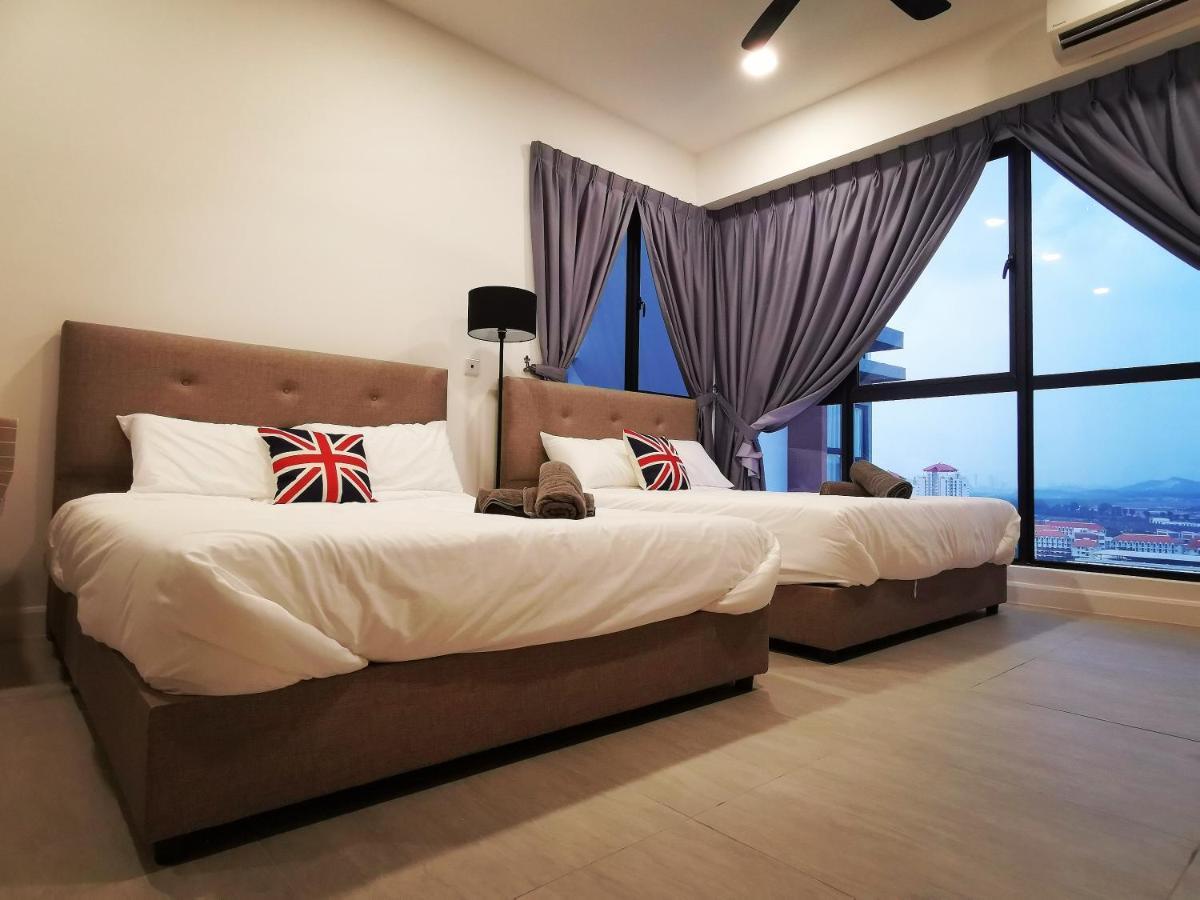 Bell Suite - The Premium Suite @ Сепанг Екстериор снимка