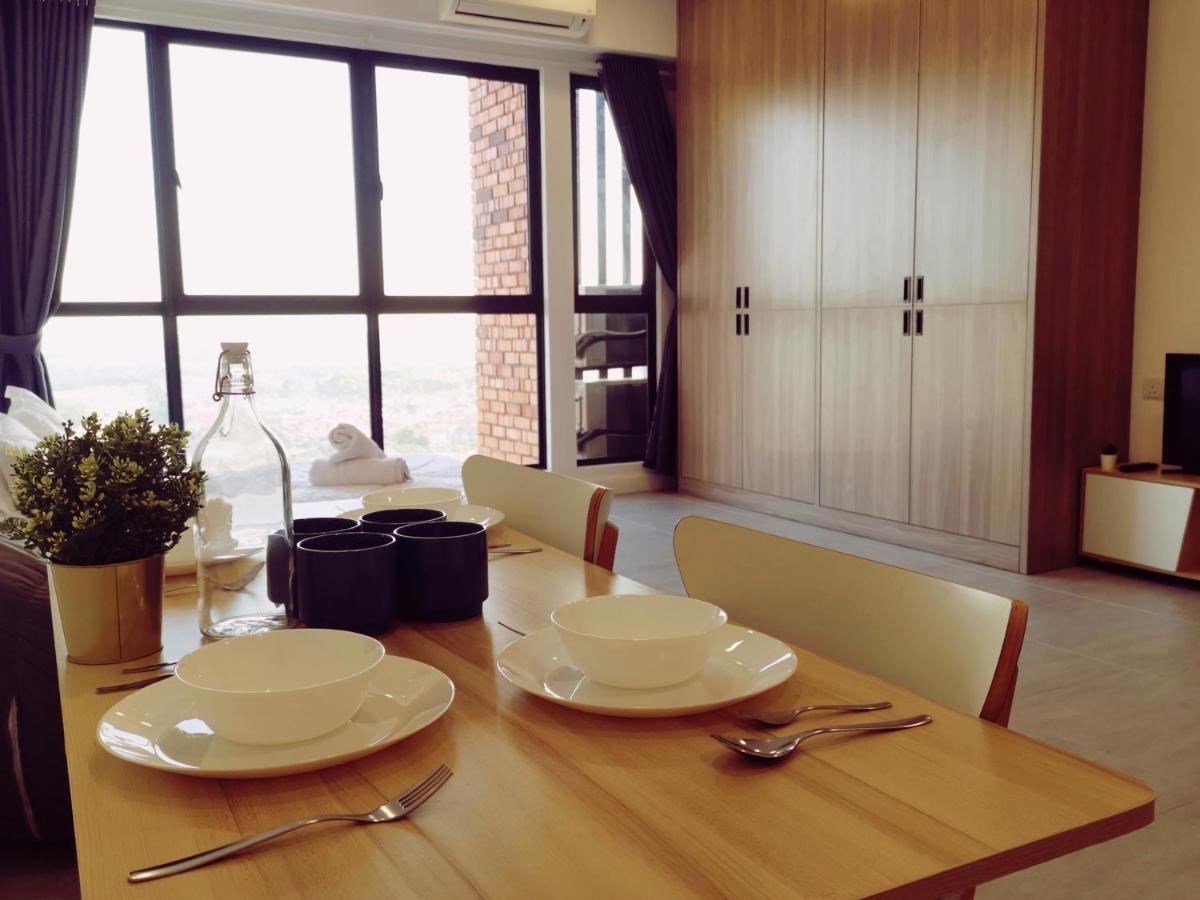Bell Suite - The Premium Suite @ Сепанг Екстериор снимка