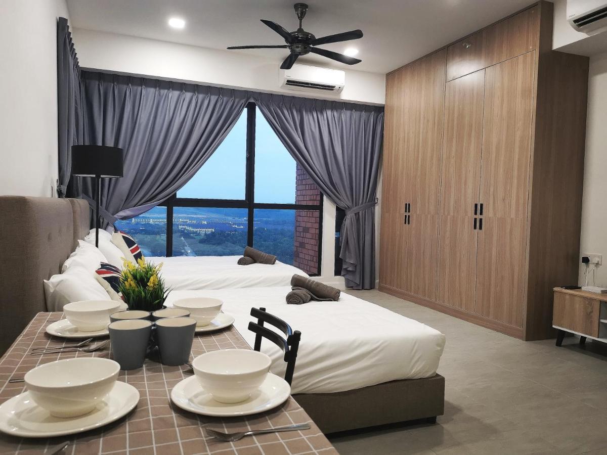 Bell Suite - The Premium Suite @ Сепанг Екстериор снимка