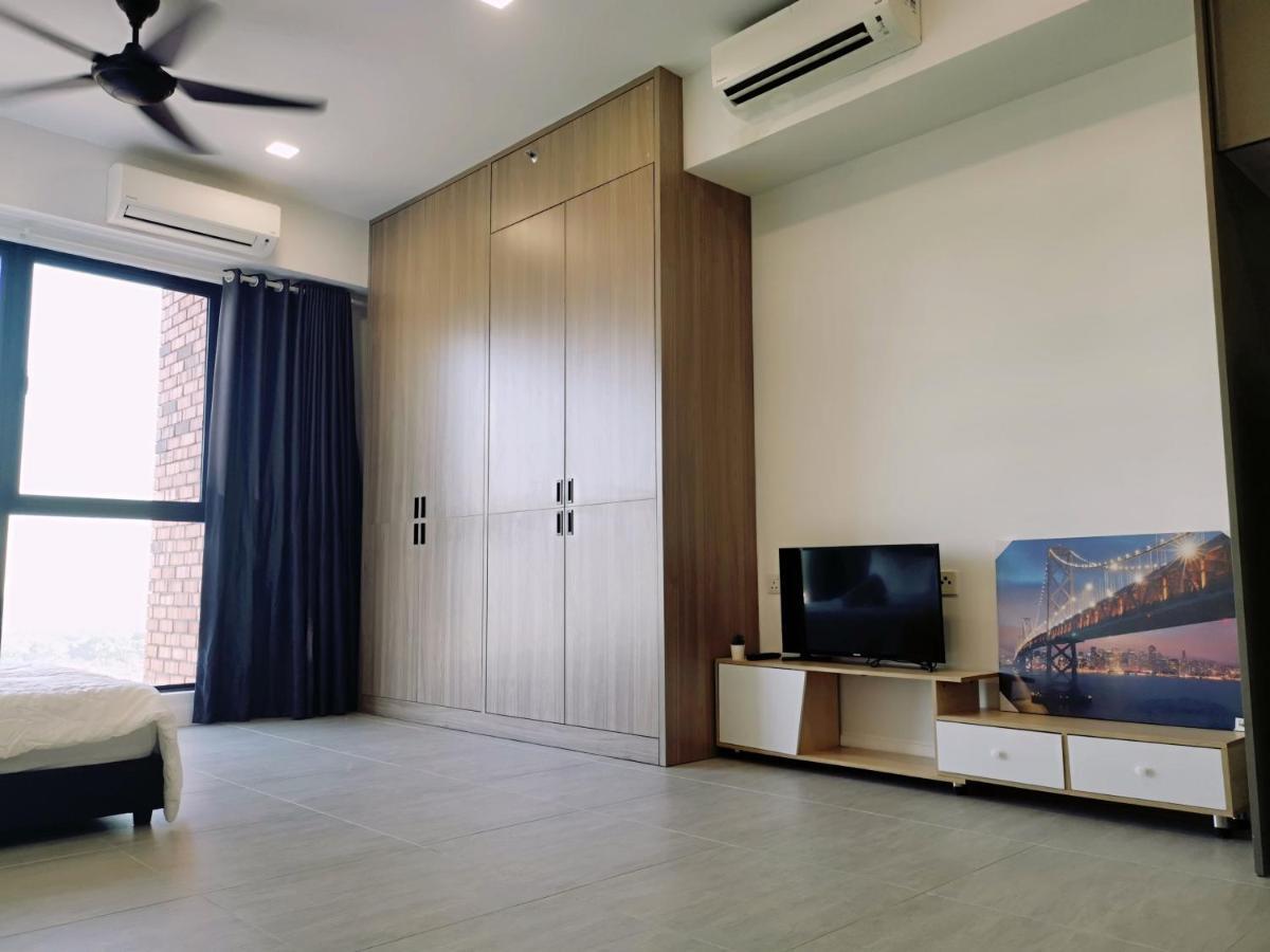 Bell Suite - The Premium Suite @ Сепанг Екстериор снимка